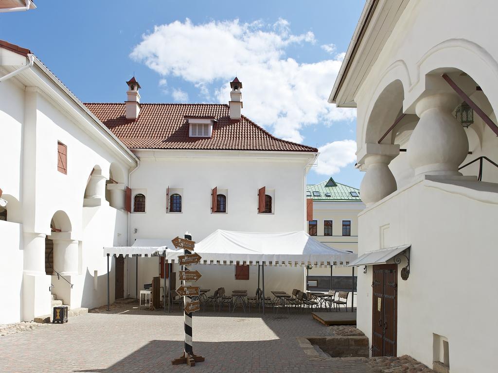 Dvor Podznoeva - Business Building Hotel Pskov Exterior photo